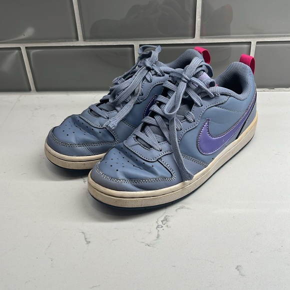 Nike Court Borough Low 2 Youth Sneakers 4 Ashen Slate Athletic Shoe BQ5448-402 - Picture 3 of 9